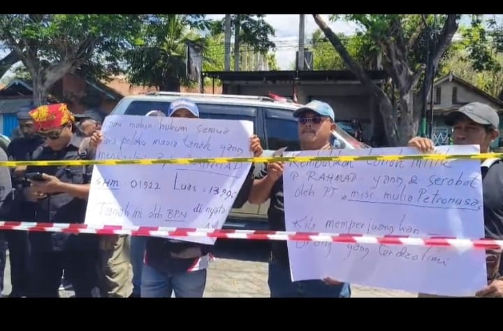 PERAMPASAN TANAH KALIPURO MILIK RAKYAT KECIL DITIPU OLEH PT MMP !! 5 Kali Mediasi Buntu, AMBB Kepung Bosowa Tuntut Keadilan Pak Rahmat